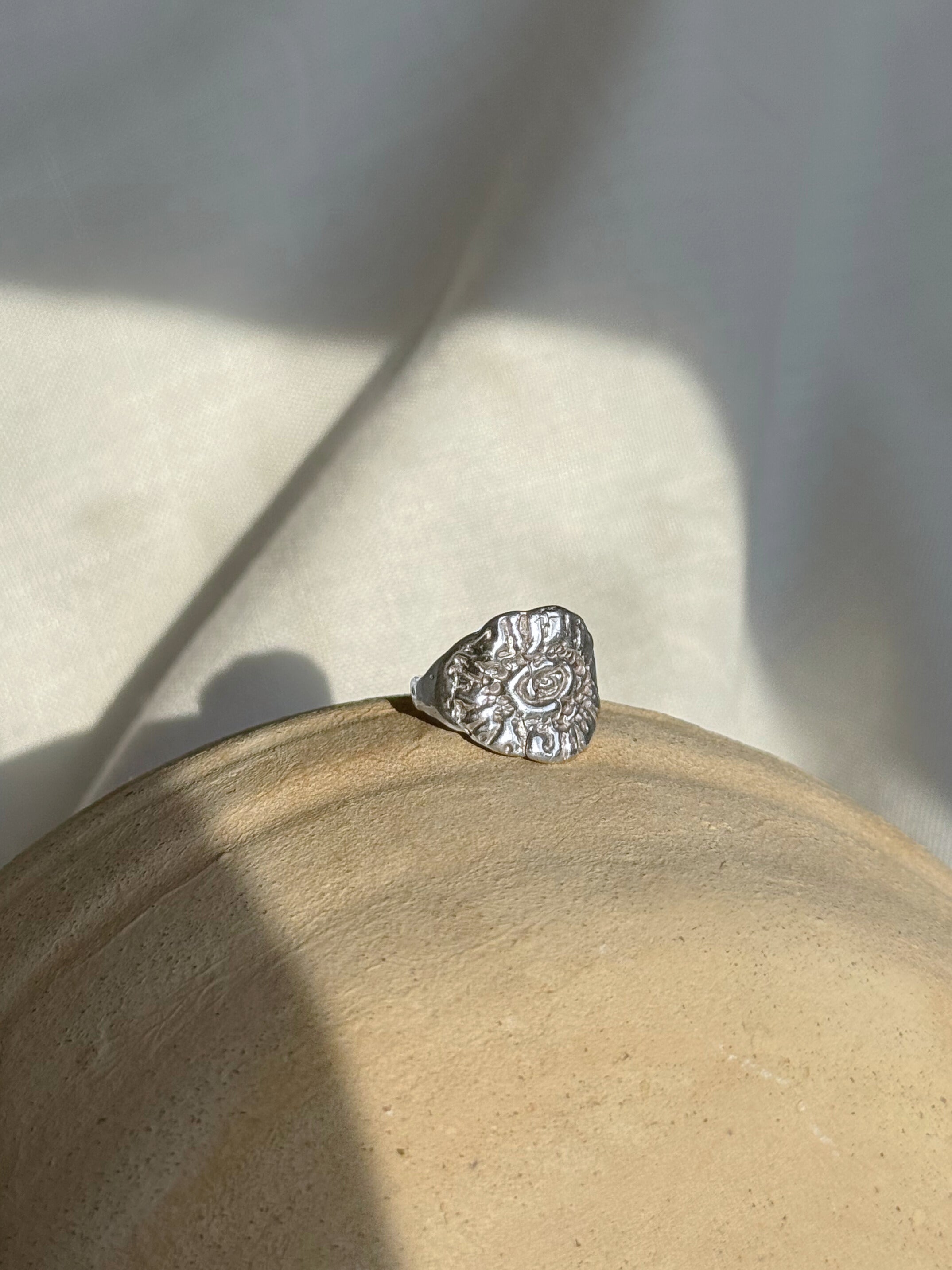 Big spiral ring