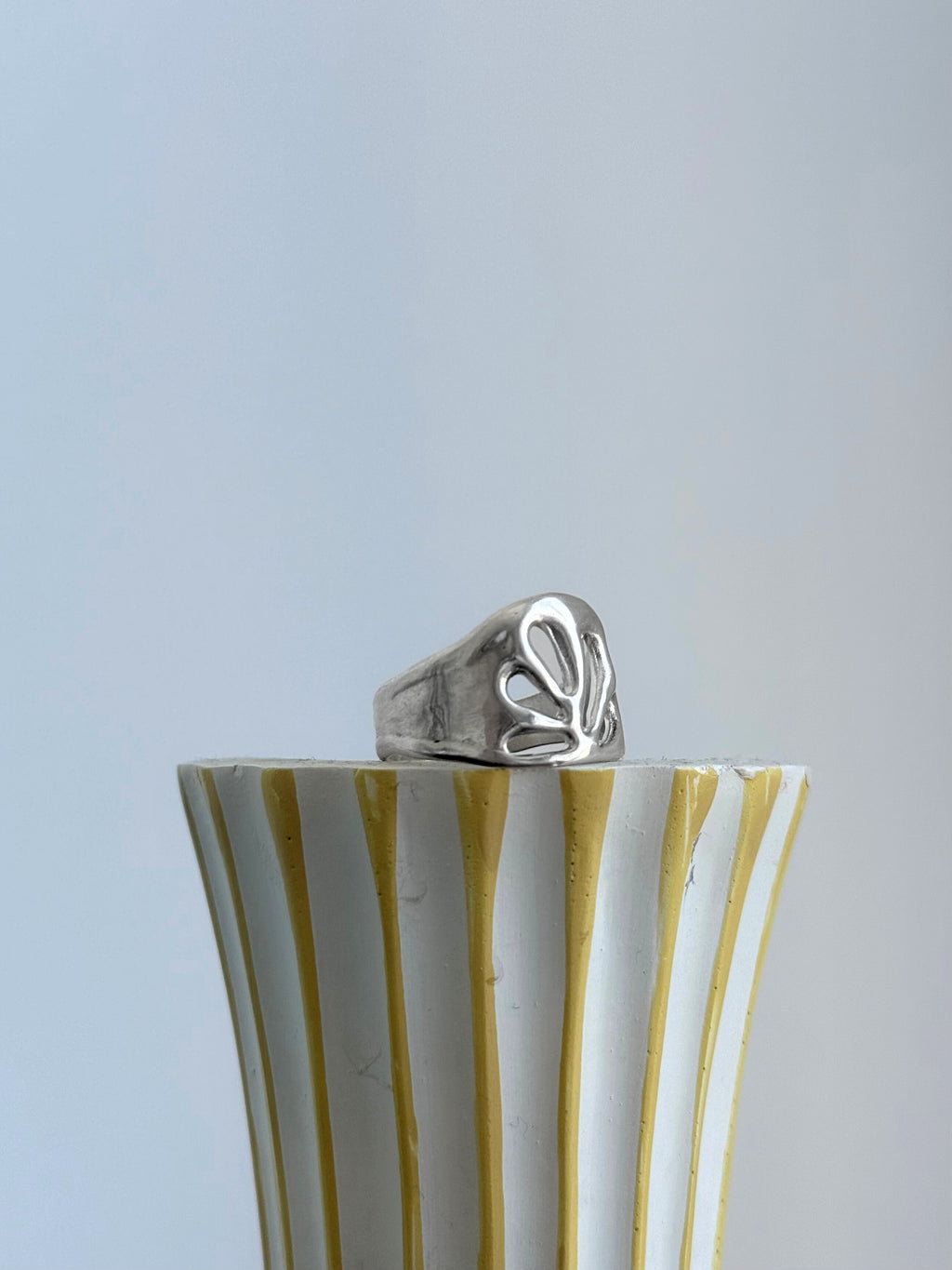 Lotus ring