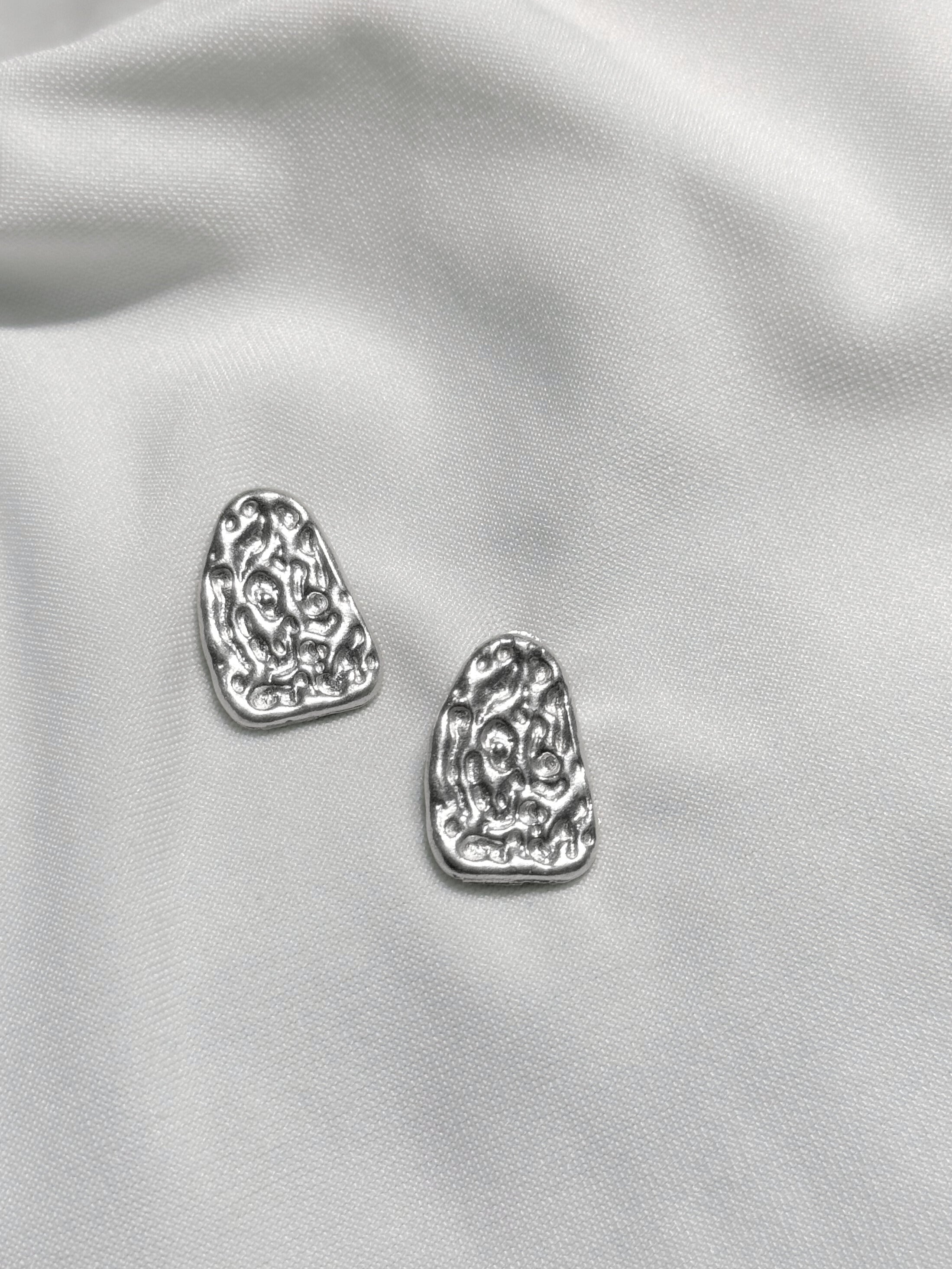 Leopard earrings
