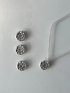 Shine on necklace