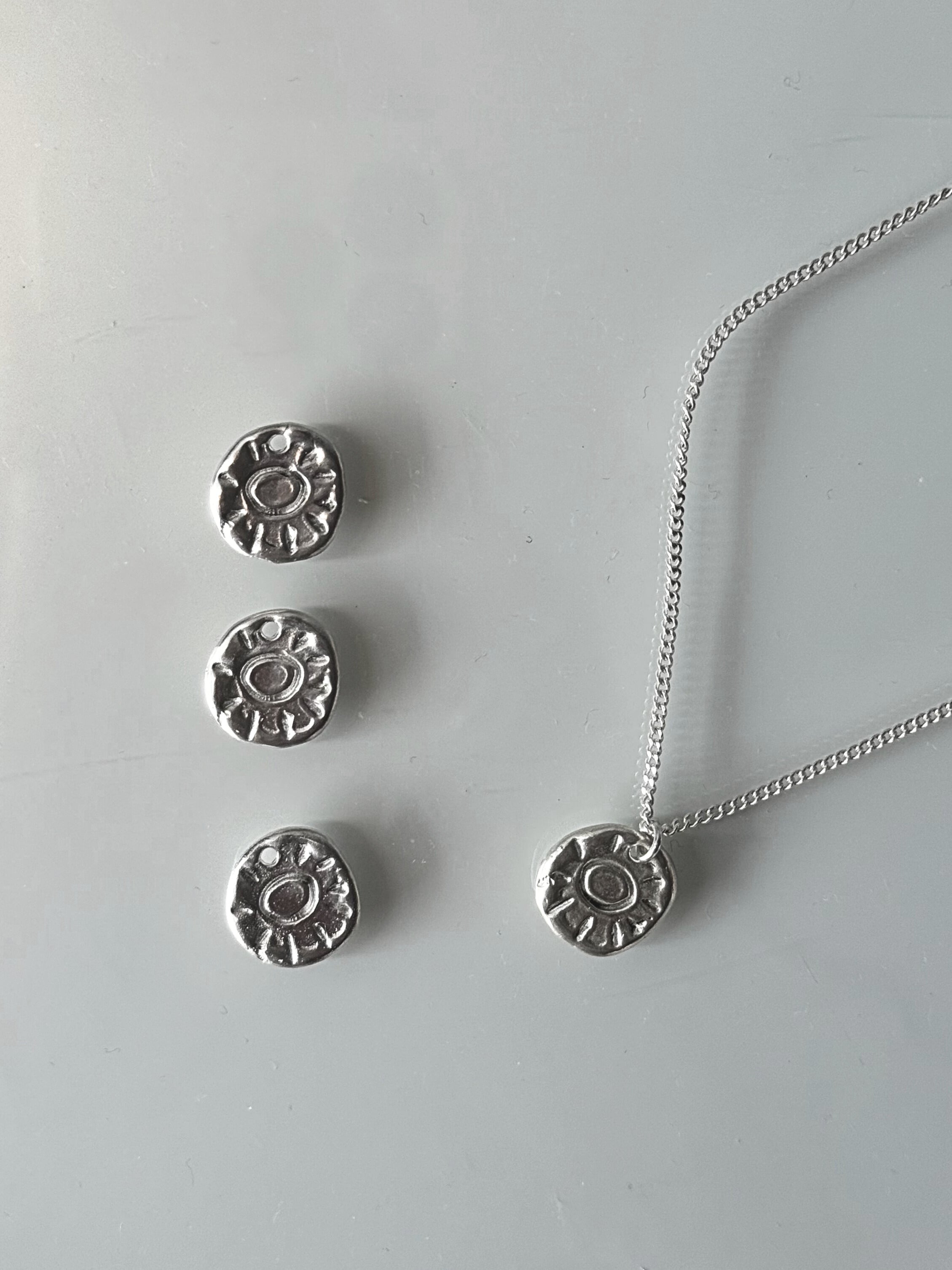 Shine on necklace