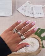 Lotus ring